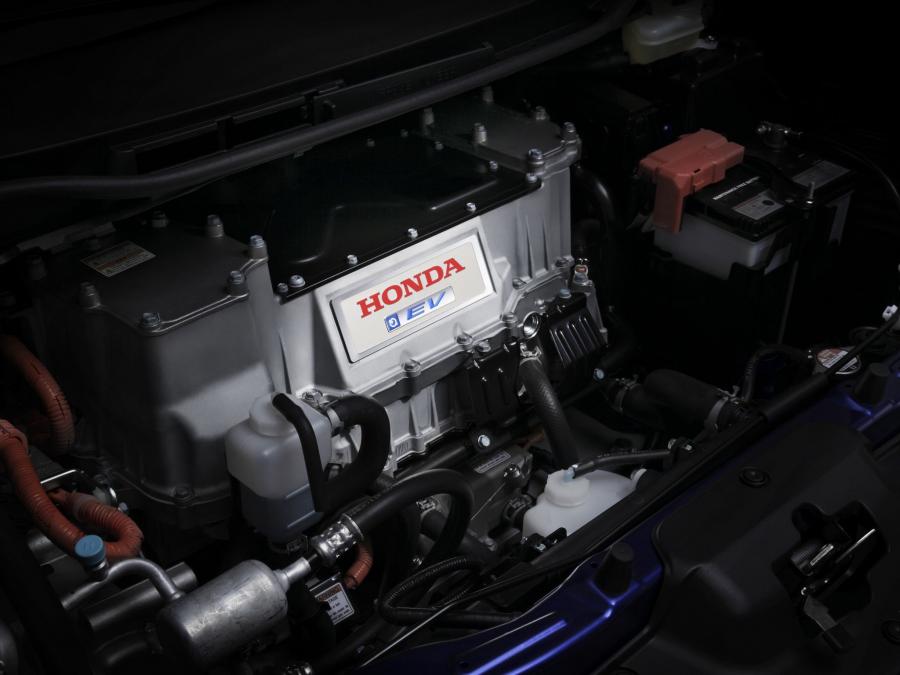  Honda Fit EV 2012 года  (фото 17 из 33)